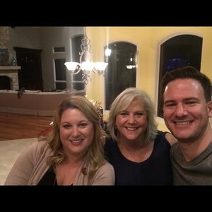 Meet your Posher, Desiree